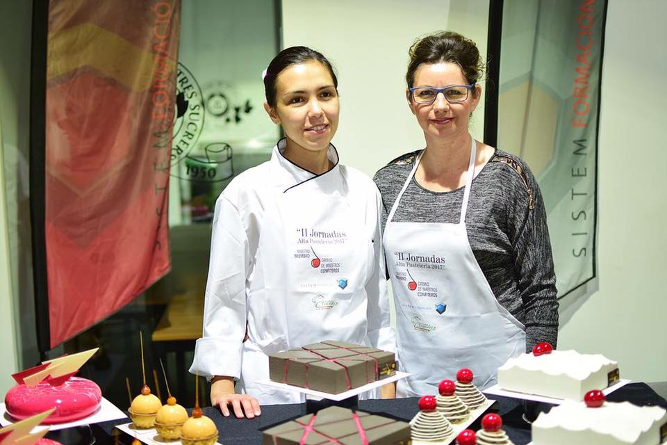 Curso de pastelería creativa con formadoras y elaboraciones de pastelería profesional